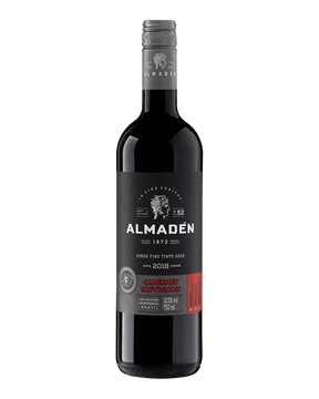 Vinho tinto seco cabernet sauvignon Almaden